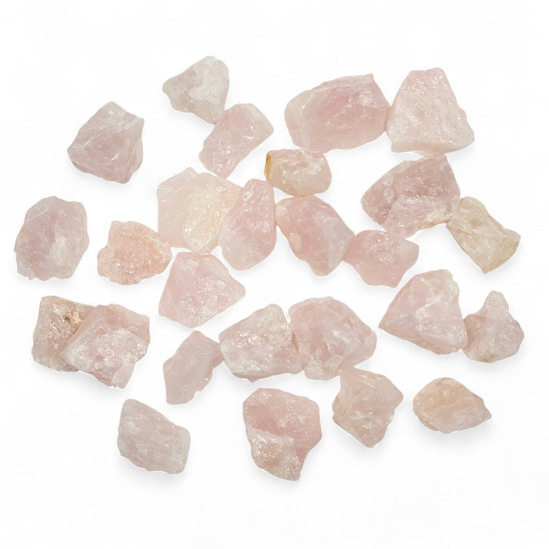 Quartz rose brut de l’Inde, pierre apaisante qui inspire tendresse, réconfort et équilibre émotionnel.